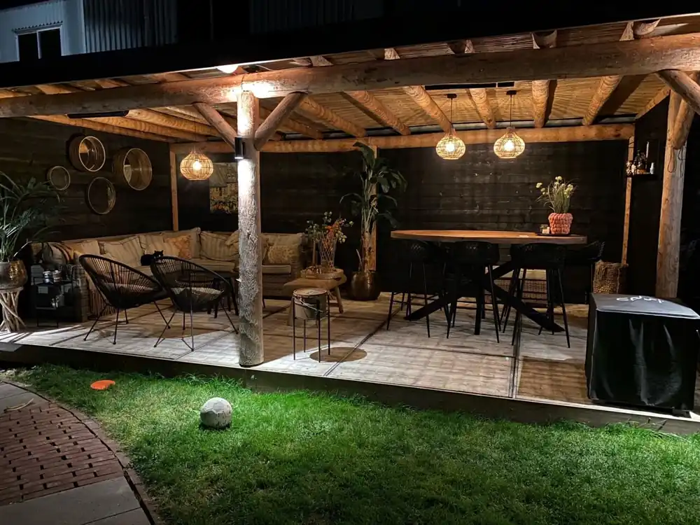 Hoge Kwaliteit Douglas ronde palen veranda Grootebroek 700x400cm