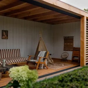 Douglas veranda Uddel met vloer en glazen schuifwanden 900x300cm Lage Prijs