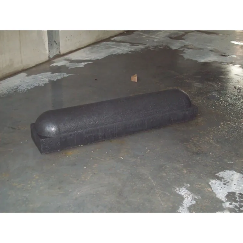 Beperkt Aanbod Parkeerband Stootband Zwart 2 ronde zijkanten 20x17x95cm