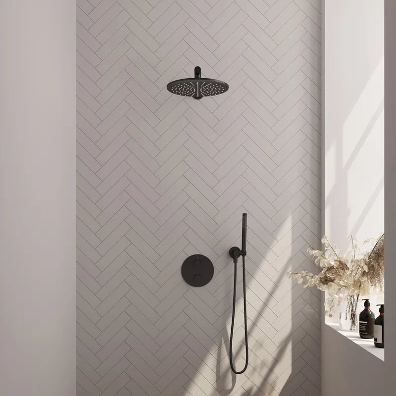 Premium Brauer Black Carving Regendoucheset: Thermostatische Inbouwkraan met 3-Weg Omstel, Rechte Wandarm, Douchekop 30cm, Wandaansluitbocht, Staafhanddouche & Doucheslang - Set 74 - Draaiknoppen - Mat Zwart