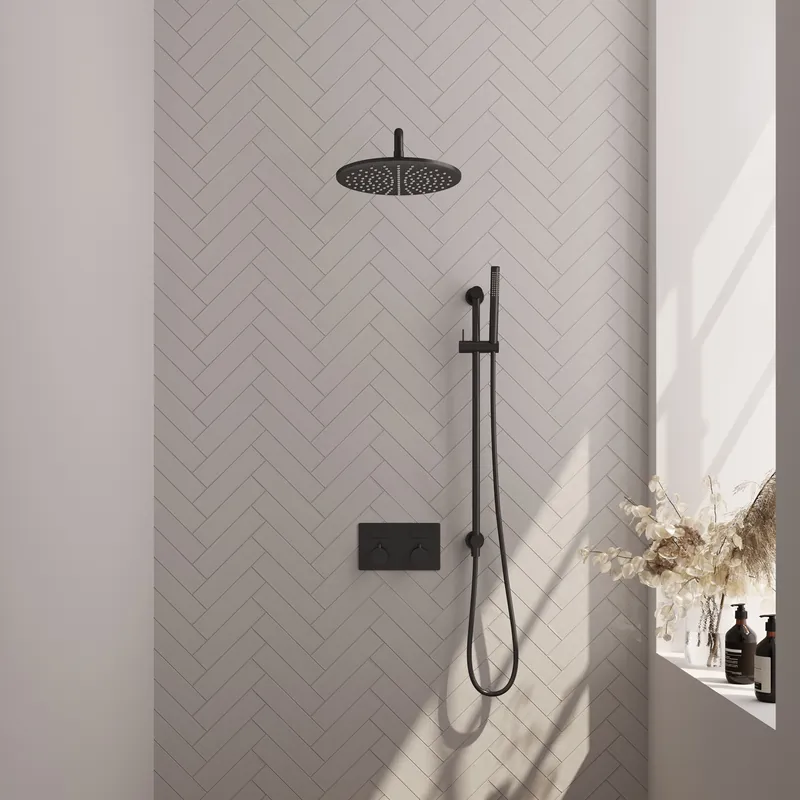 Brauer Black Editon Regendoucheset: Thermostatische Inbouwkraan met Drukknoppen, Gebogen Wandarm, Douchekop 30cm, Glijstang met Wateruitlaat, Staafhanddouche & Doucheslang - Set 64 - Draaiknoppen - Mat Zwart Bestel Nu