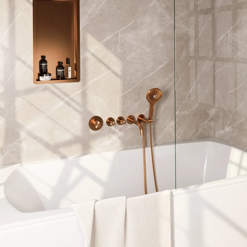 Brauer Copper Carving Thermostatische Inbouw Badkraan met Omstel, Uitloop, Stopkranen, Wandhouder met Wateruitlaat, 3-Standen Handdouche & Doucheslang - Set 2 - Geribbeld Draaiknoppen - PVD - Geborsteld Koper Beperkte Voorraad
