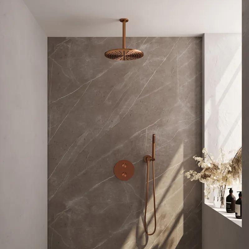 Express Levering Brauer Copper Edition Regendoucheset: Thermostatische Inbouwkraan met 3-Weg Omstel, Plafondarm, Douchekop 30cm, Wandaansluitbocht, Staafhanddouche & Doucheslang - Set 78 - Draaiknoppen - Geborsteld Koper