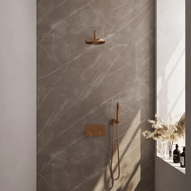 Rechtstreeks Van De Fabrikant Brauer Copper Editon Regendoucheset: Thermostatische Inbouwkraan met Drukknoppen, Gebogen Wandarm, Douchekop 20cm, Wandhouder met Wateruitlaat, Staafhanddouche & Doucheslang - Set 51 - Draaiknoppen - PVD - Geborsteld Koper
