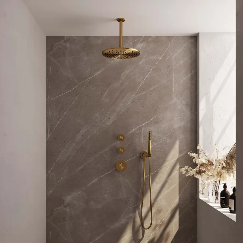 Brauer Gold Carving Regendoucheset: Thermostatische Inbouwkraan met Stopkranen, Plafondarm, Douchekop 30cm, Wandhouder met Wateruitlaat, Staafhanddouche & Doucheslang - Set 6 - Geribbeld Draaiknoppen - PVD - Geborsteld Goud Finale Uitverkoop