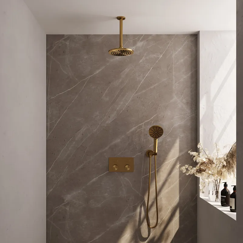 Brauer Gold Carving Regendoucheset: Thermostatische Inbouwkraan met Drukknoppen, Plafondarm, Douchekop 20cm, Wandhouder met Wateruitlaat, 3-Standen Handdouche & Doucheslang - Set 59 - Geribbeld Draaiknoppen - PVD - Geborsteld Goud Dagaanbieding