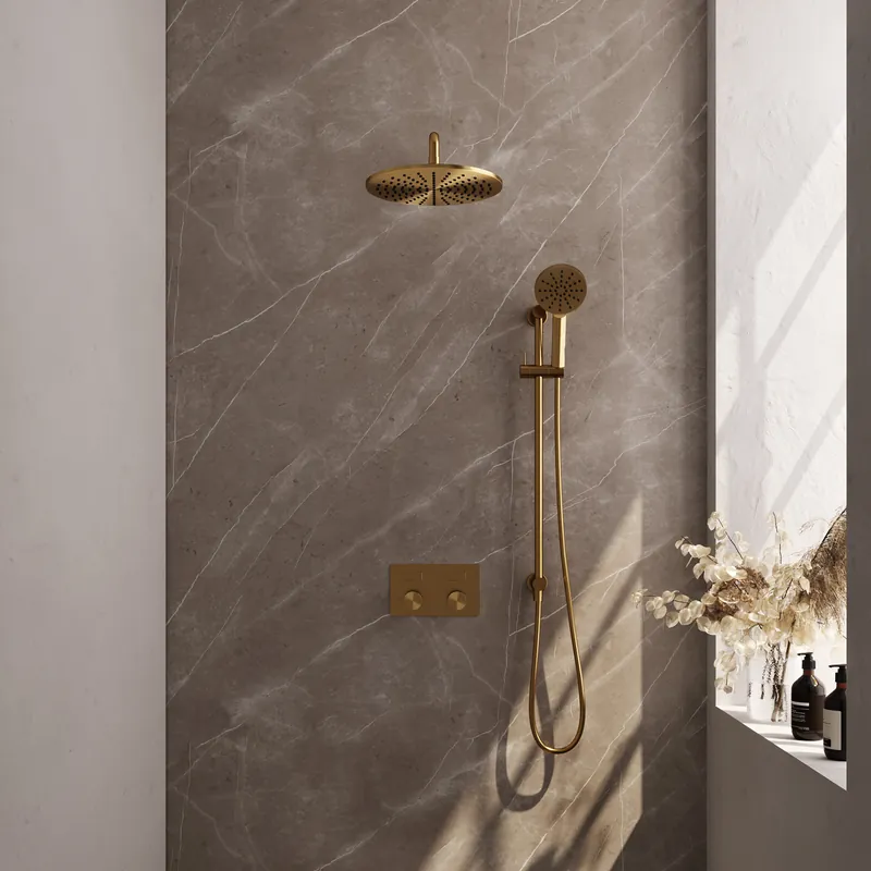 Brauer Gold Carving Regendoucheset: Thermostatische Inbouwkraan met Drukknoppen, Gebogen Wandarm, Douchekop 30cm, Glijstang met Wateruitlaat, 3-Standen Handdouche & Doucheslang - Set 70 - Geribbeld Draaiknoppen - PVD - Geborsteld Goud Gereduceerde Prijs
