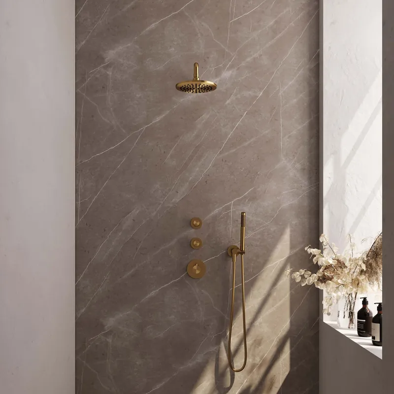 Brauer Gold Editon Regendoucheset: Thermostatische Inbouwkraan met Stopkranen, Gebogen Wandarm, Douchekop 20cm, Wandhouder met Wateruitlaat, Staafhanddouche & Doucheslang - Set 3 - Draaiknoppen - PVD - Geborsteld Goud Express Levering