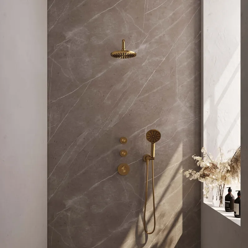 Brauer Gold Editon Regendoucheset: Thermostatische Inbouwkraan met Stopkranen, Gebogen Wandarm, Douchekop 20cm, Wandhouder met Wateruitlaat, 3-Standen Handdouche & Doucheslang - Set 9 - Draaiknoppen - PVD - Geborsteld Goud Koopje