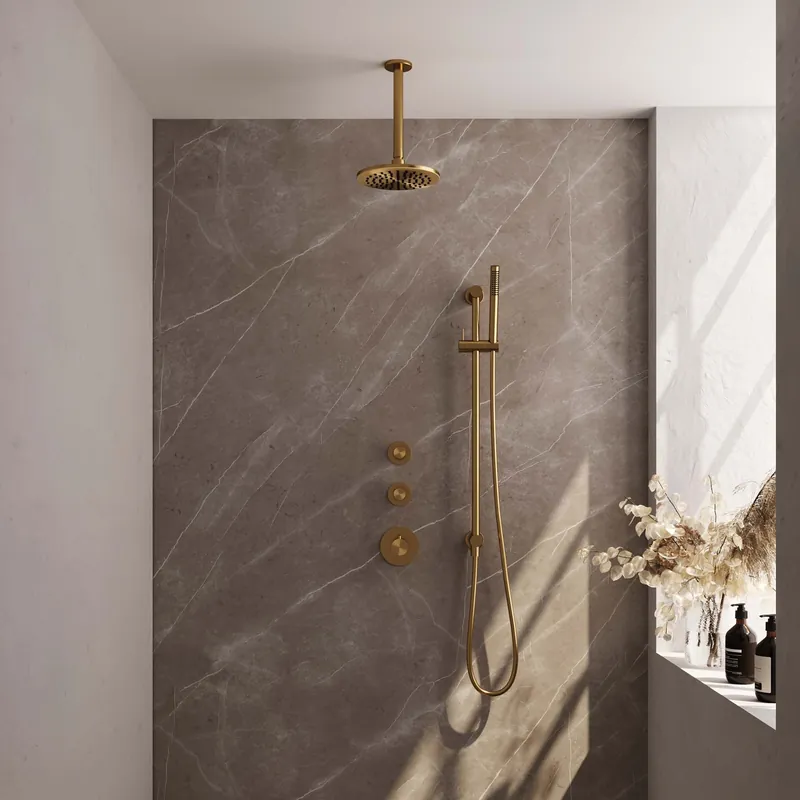 Brauer Gold Editon Regendoucheset: Thermostatische Inbouwkraan met Stopkranen, Plafondarm, Douchekop 20cm, Glijstang met Wateruitlaat, Staafhanddouche & Doucheslang - Set 17 - Draaiknoppen - PVD - Geborsteld Goud Premium
