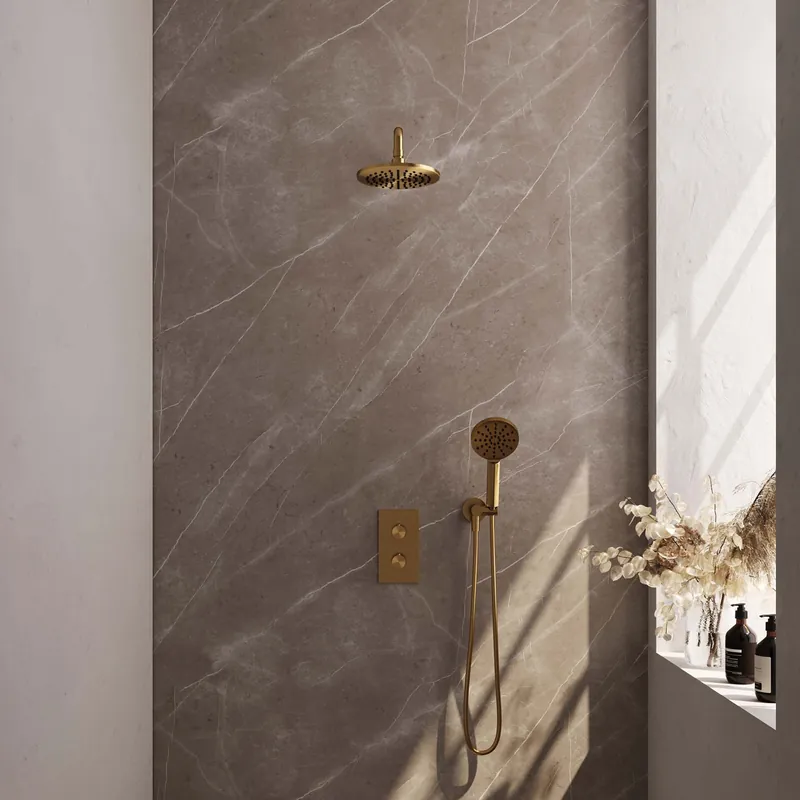 Brauer Gold Editon Regendoucheset: Thermostatische Inbouwkraan met 3-Weg Omstel, Gebogen Wandarm, Douchekop 20cm, Wandhouder met Wateruitlaat, 3-Standen Handdouche & Doucheslang - Set 33 - Draaiknoppen - PVD - Geborsteld Goud Hoge Kwaliteit
