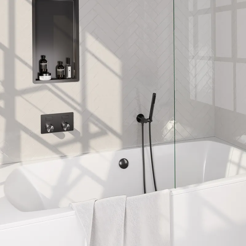 Superprijs Brauer Gunmetal Carving Thermostatische Inbouw Badkraan met Omstel, Badvulcombinatie, Drukknoppen, Wandhouder met Wateruitlaat, Staafhanddouche & Doucheslang - Set 3 - Geribbeld Draaiknoppen - PVD - Geborsteld Gunmetal