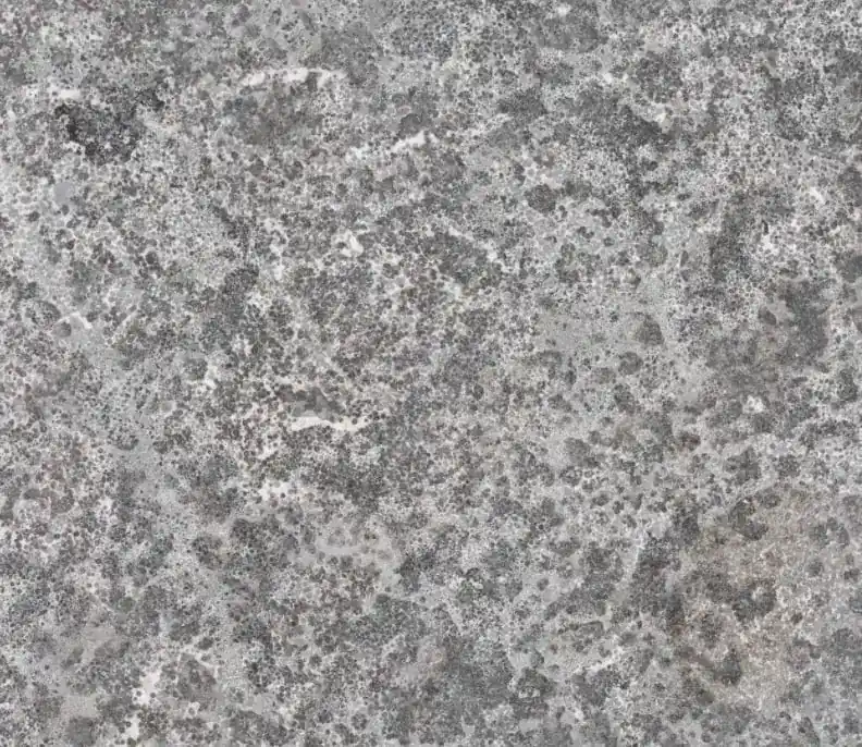 Natuursteen Spotted Bluestone Riven 80x80x3 Finale Uitverkoop