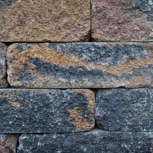 Tijdelijk Beschikbaar Splitrocks getrommeld 11x13x32 cm oud bussum