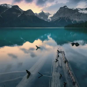 Shop Nu Komar Stefan Hefele; Komar Wanderlust Fotobehang Burning Emerald - SHX4-012